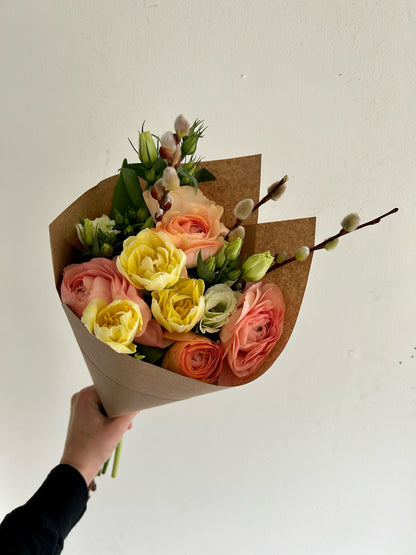 Deluxe Mixed Bouquet